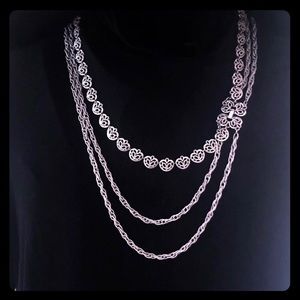 ✅ Vintage authentic (1955-1969)CrownTRIFARI necklace